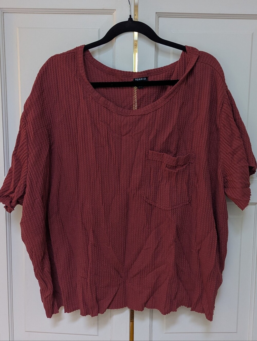 Torrid Brick Red Waffle Knit Short Sleeve Top with Pocket - Size 4
